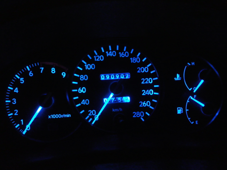 1994 GT Hatchback - Photo 5