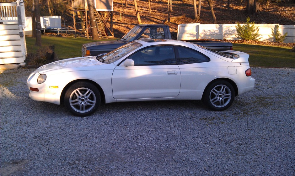 1994 GT Hatchback - Photo 2