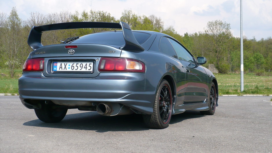 1996 GT Hatchback - Photo 2