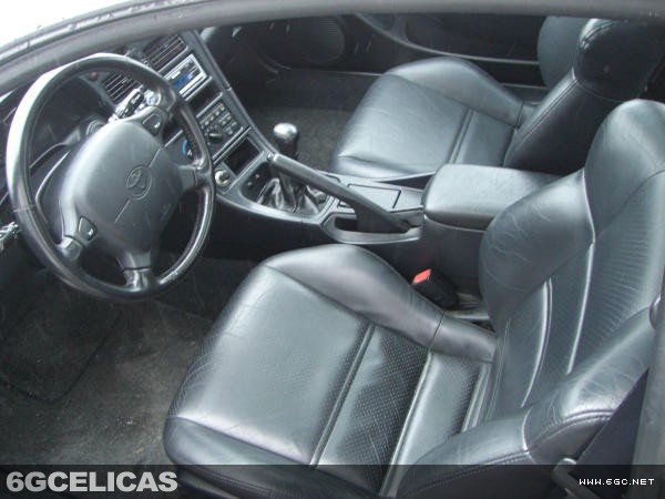 1994 GT Hatchback - Photo 2