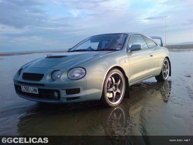 1994 GT-4 Hatchback - Photo 2