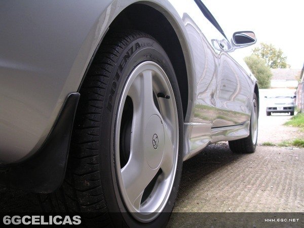 1998 GT Hatchback - Photo 2