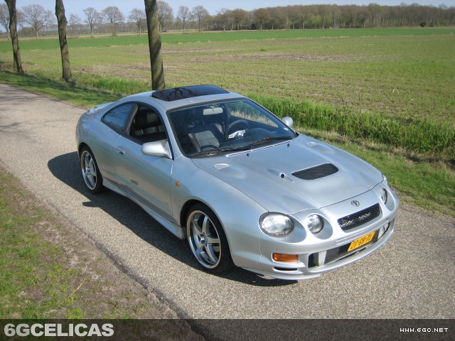 1994 GT Hatchback - Photo 3
