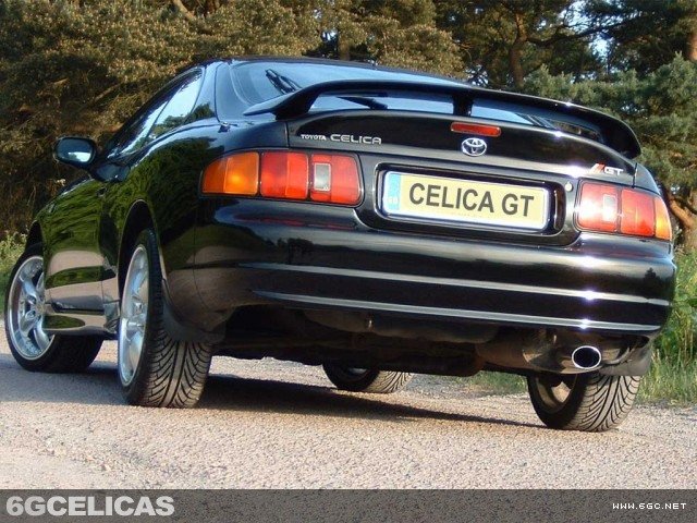 1998 GT Hatchback - Photo 2