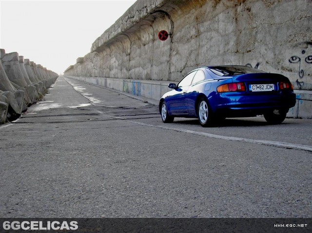 1995 GT Hatchback - Photo 4